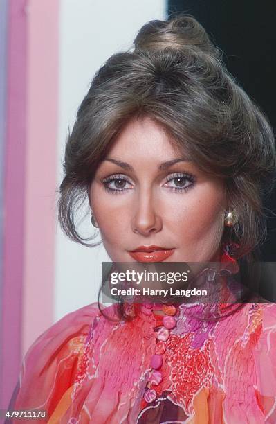 Actress Linda Thompson poses for a portrait in 1977 in Los Angeles, California.