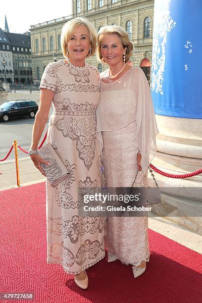 Inge Wrede-Lanz and her sister Ilse Corsten during the premiere of the opera 'Arabella' on July 6, 2015 in Munich, Germany.