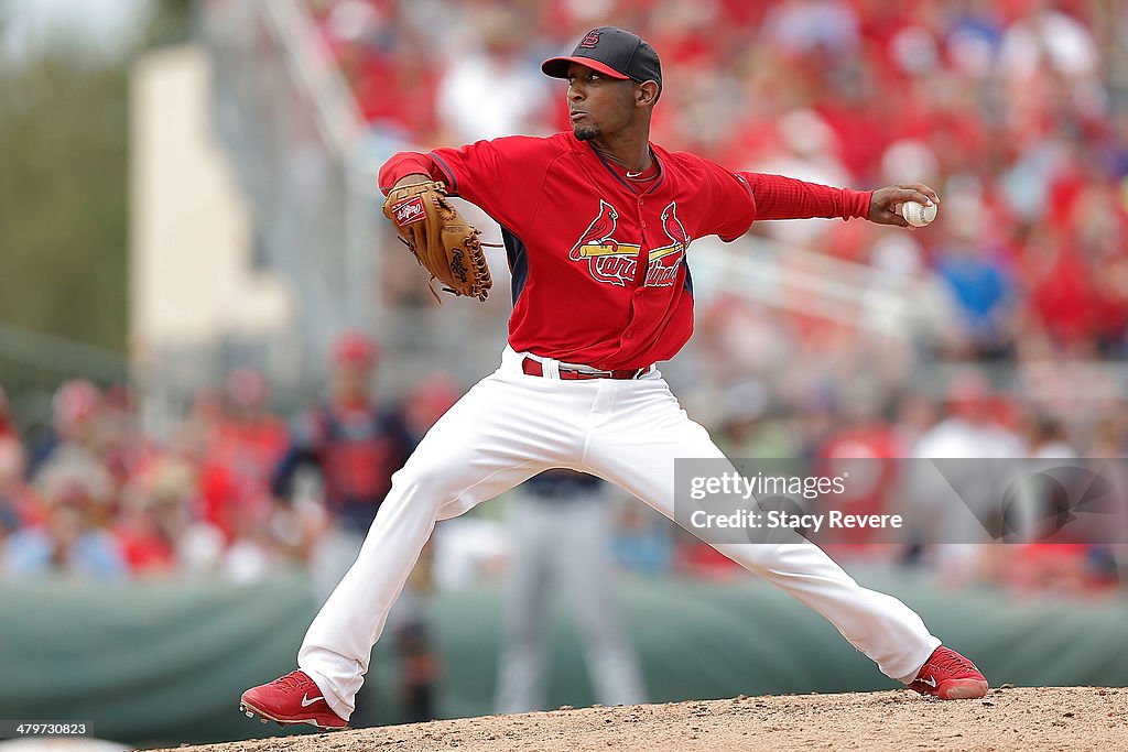 Minnesota Twins v St Louis Cardinals