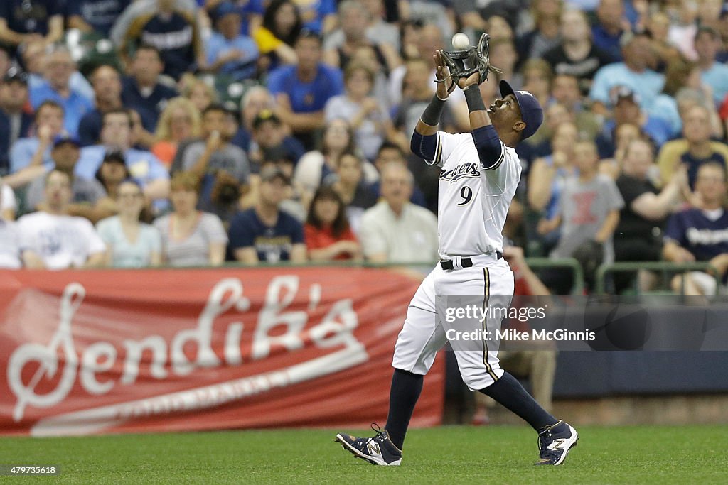 Atlanta Braves v Milwaukee Brewers