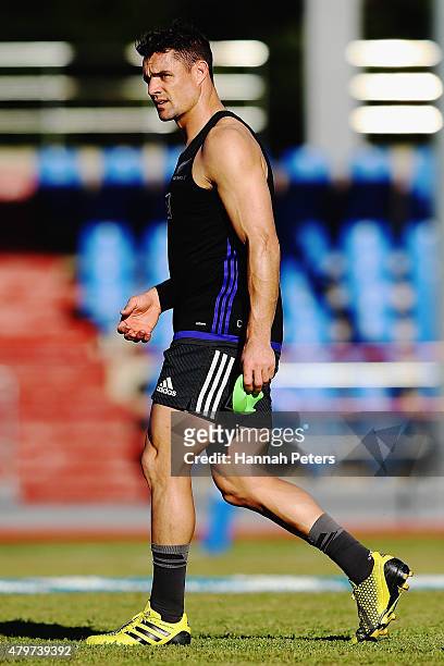 Daniel Carter practises his kicking during a New Zealand All Blacks Captain's Run at Apia Park on July 7, 2015 in Apia, Samoa.