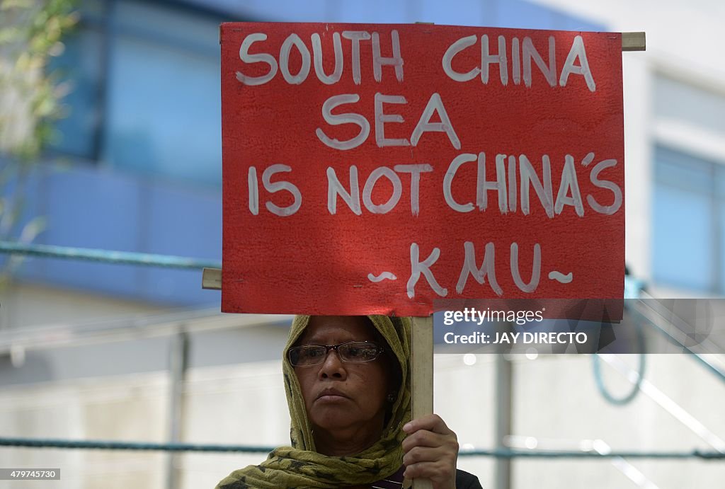 PHILIPPINES-CHINA-MARITIME-UN-DIPLOMACY-PROTEST