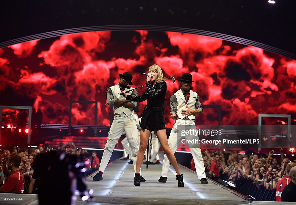 Taylor Swift The 1989 World Tour Live In Ottawa