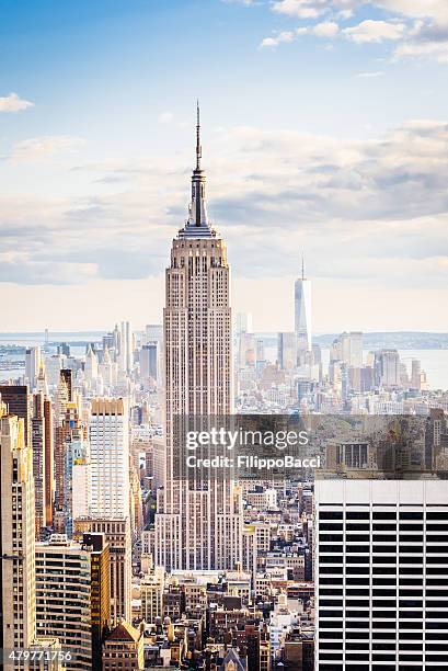 new york city skyline - midtown and empire state building - top of empire state building stock pictures, royalty-free photos & images