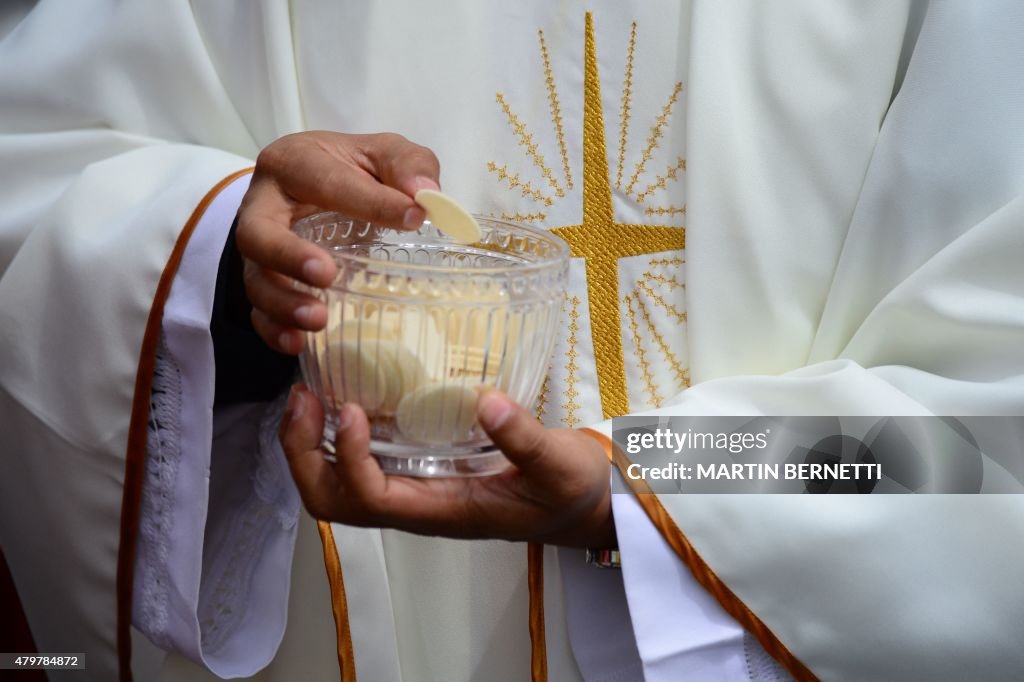 ECUADOR-POPE-MASS