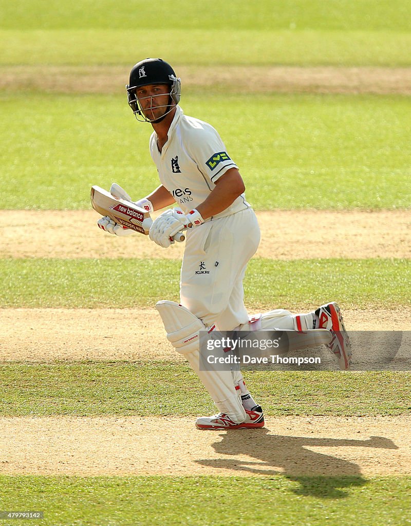 Warwickshire v Yorkshire - LV County Championship