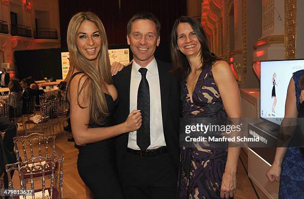Yvonne Ruf 209 Miss Vienna 2014 Stock Photos, High-Res Pictures, and Images ...