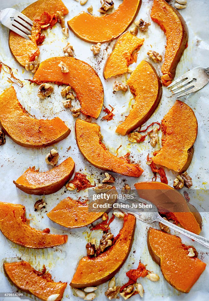 Roasted pumpkin with walnuts