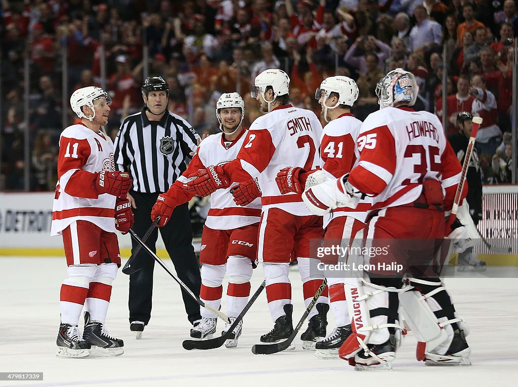 Pittsburgh Penguins v Detroit Red Wings