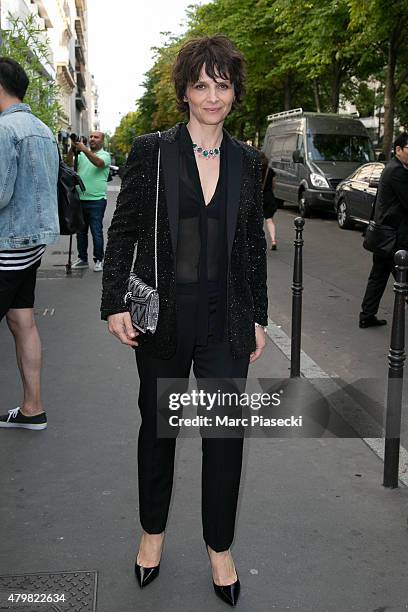 Actress Juliette Binoche arrives to attend the 'BULGARI' Haute Couture Cocktail Party and Model Show on July 7, 2015 in Paris, France.