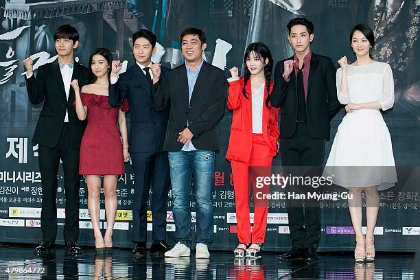 South Korean actors Max of South Korean boy band TVXQ , Kim So-Eun, Lee Jun-Ki , Lee Yu-Bi, Lee Soo-Hyuk and Jang Hee-Jin attend the press conference...