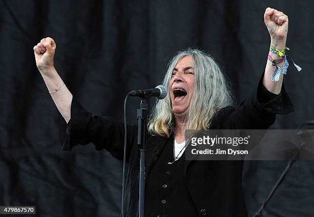 Patti Smith performs live on the Pyramid stage during the third day of Glastonbury Festival at Worthy Farm, Pilton on June 28, 2015 in Glastonbury,...