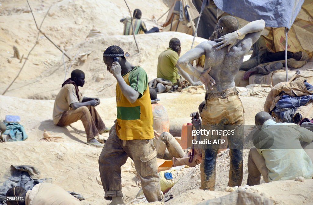 BURKINA-MINES-POVERTY-CHILDREN