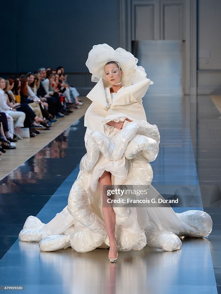 Maison Margiela : Runway - Paris Fashion Week - Haute Couture Fall/Winter 2015/2016