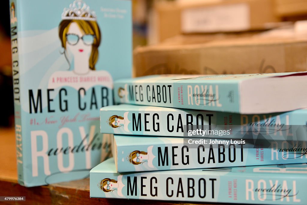 Meg Cabot Book Signing for "Royal Wedding: A Princess Diaries Novel"