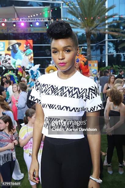 Janelle Monae attends "Rio 2" premiere at Fontainebleau Miami Beach on March 21, 2014 in Miami Beach, Florida.