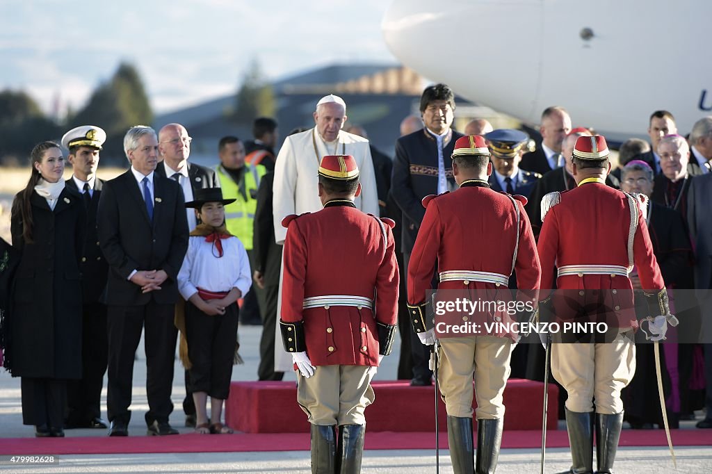 BOLIVIA-POPE-ARRIVAL