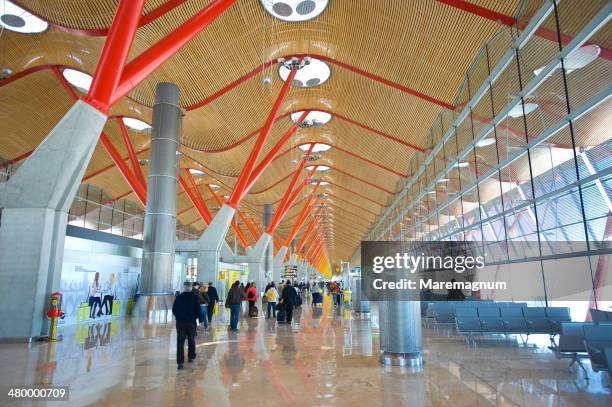 barajas international airport - madrid airport stock pictures, royalty-free photos & images
