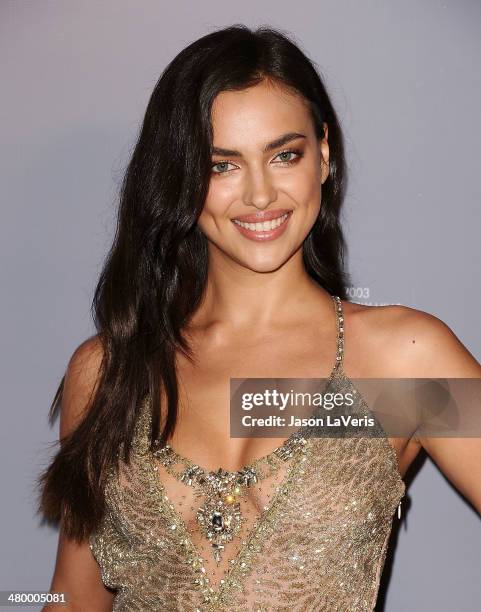 Model Irina Shayk attends the Rodeo Drive Walk of Style awards ceremony at Greystone Mansion on February 28, 2014 in Beverly Hills, California.