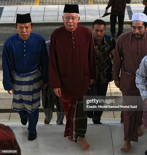 Malaysia Prime Minister Najib Razak arrive at National mosque for special prayer during holy month of ramadan on July 9, 2015 in Kuala Lumpur,...