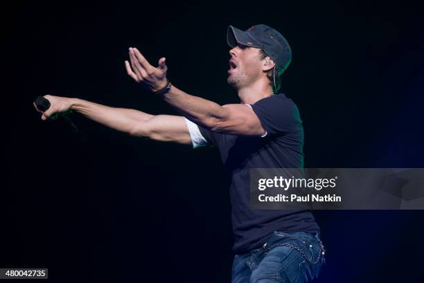 Musician Enrique Iglesias performs onstage at the United Center, Chicago, Illinois, August 4, 2012.
