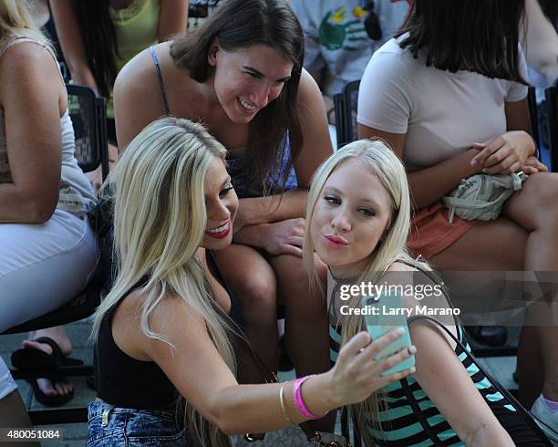 Atmosphere as R5 perform at the Mizner Park Amphitheatre on July 8, 2015 in Boca Raton, Florida.