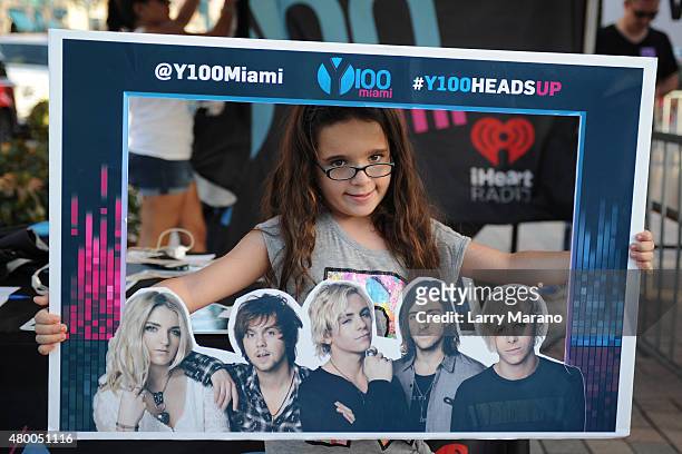 Atmosphere as R5 perform at the Mizner Park Amphitheatre on July 8, 2015 in Boca Raton, Florida.
