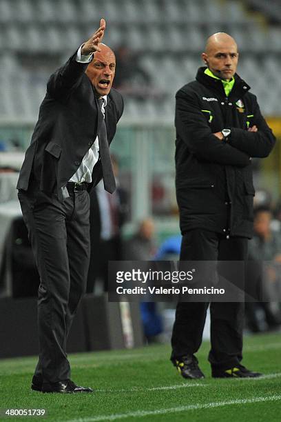 Livorno Calcio head coach Domenico Di Carlo shouts to his players during the Serie A match between Torino FC and AS Livorno Calcio at Stadio Olimpico...
