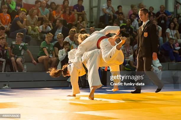 judo competition during international children games 2015 - asian indoor & martial arts games stockfoto's en -beelden