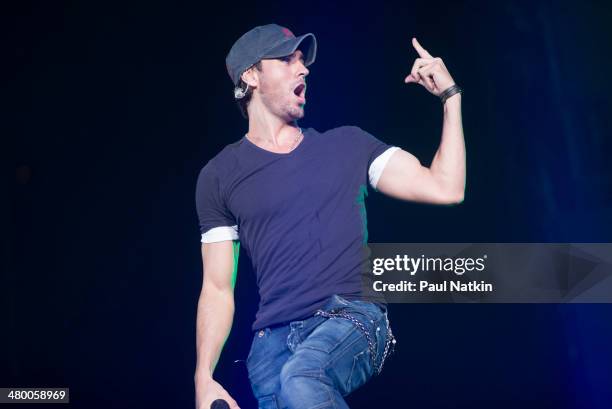 Musician Enrique Iglesias performs onstage at the United Center, Chicago, Illinois, August 4, 2012.