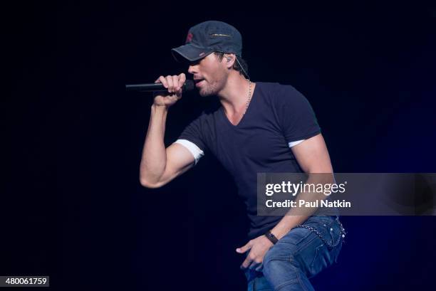 Musician Enrique Iglesias performs onstage at the United Center, Chicago, Illinois, August 4, 2012.