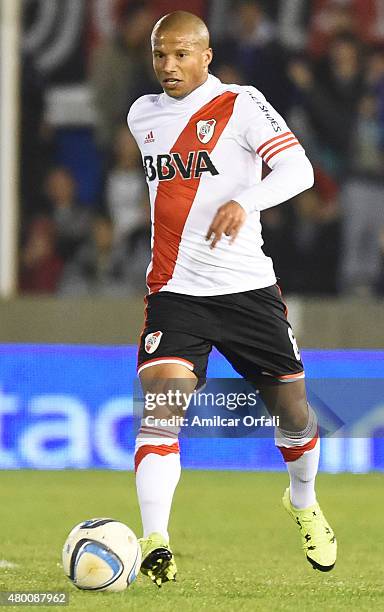 Carlos Sanchez of River Plate plays the ball during a match between Tigre and River Plate as part of 13th round of Torneo Primera Division 2015 at...