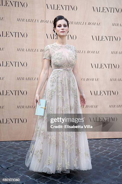 Catrinel Marlon attends the Valentino 'Mirabilia Romae' haute couture collection fall/winter 2015 2016 at Piazza Mignanelli on July 9, 2015 in Rome,...