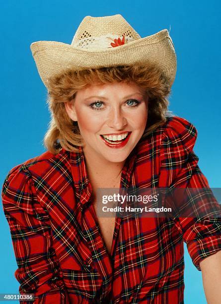 Actress Lauren Tewes poses for a portrait in 1983 in Los Angeles, California.