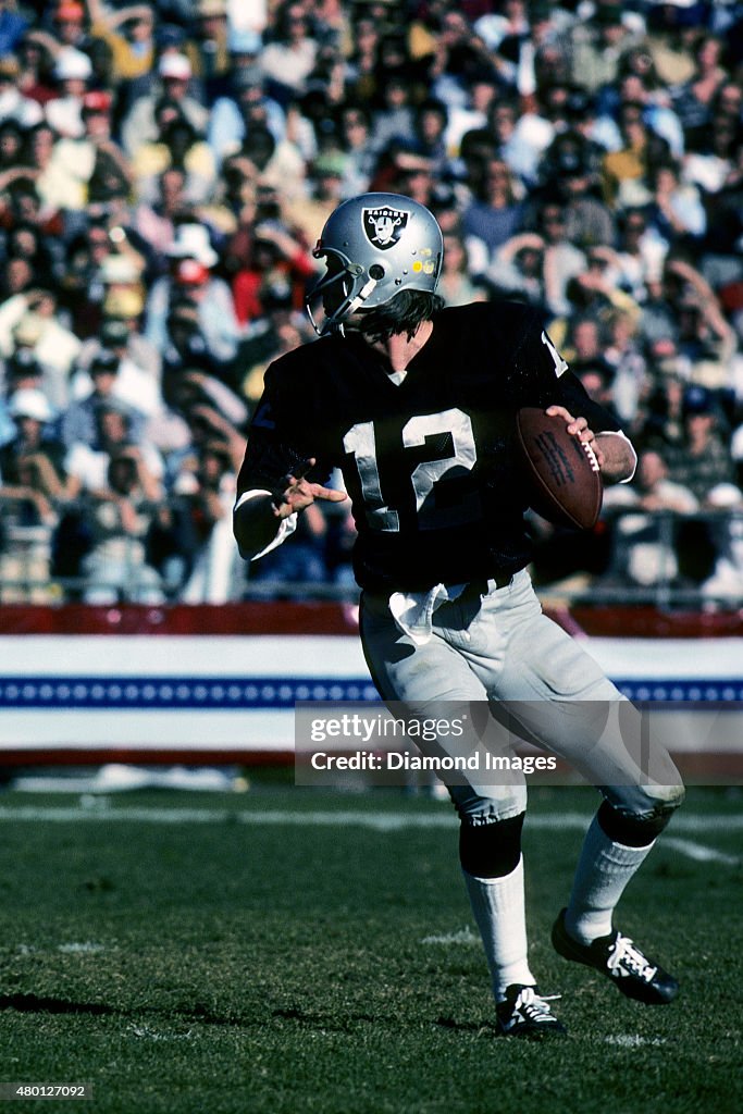 Cincinnati Bengals v Oakland Raiders
