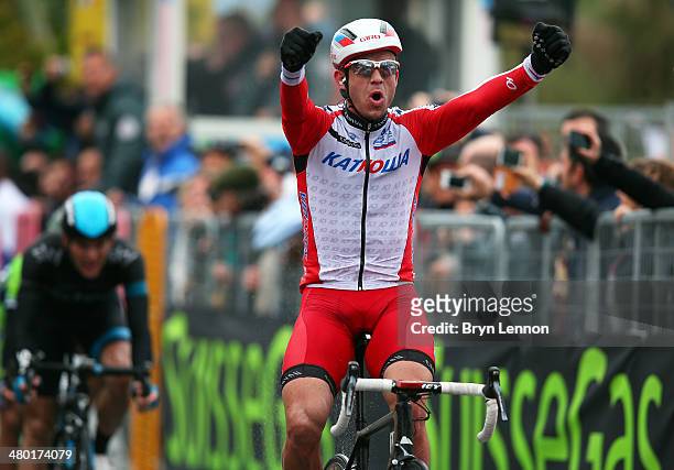 Alexander Kristoff of Norway and Team Katusha celebrates winning the 294 km 2014 edition of Milan - San Remo on March 23, 2014 in Milan, Italy.