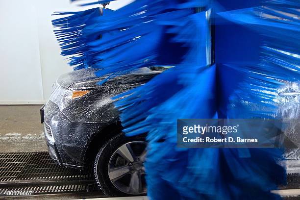 the car wash - car wash stockfoto's en -beelden