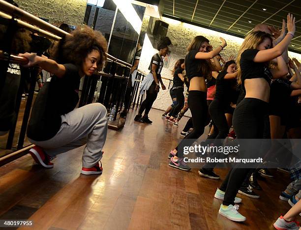 Kimmie Gee conducts a dance workshop at the 'Coco Comin Escola de Dansa i Comedia Musical' on March 23, 2014 in Barcelona, Spain.