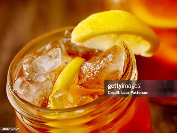 iced tea with lemon - ice tea stock pictures, royalty-free photos & images