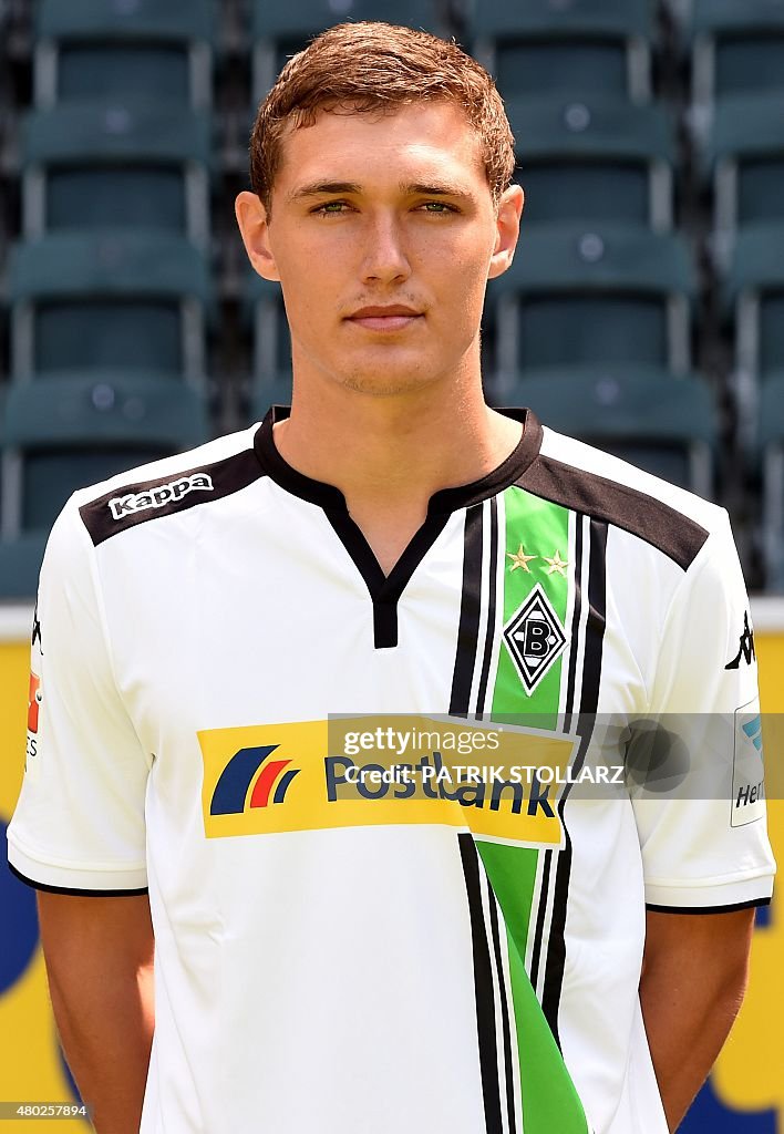 FBL-GER-BUNDESLIGA-MOENCHENGLADBACH-TEAM-PRESENTATION