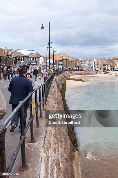 küstenstadt - st ives stock-fotos und bilder