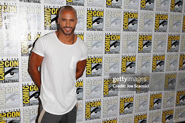 Ricky Whittle attends 'The 100' press room at Comic-Con International 2015 - Day 2 at the San Diego Convention Center on July 10, 2015 in San Diego,...