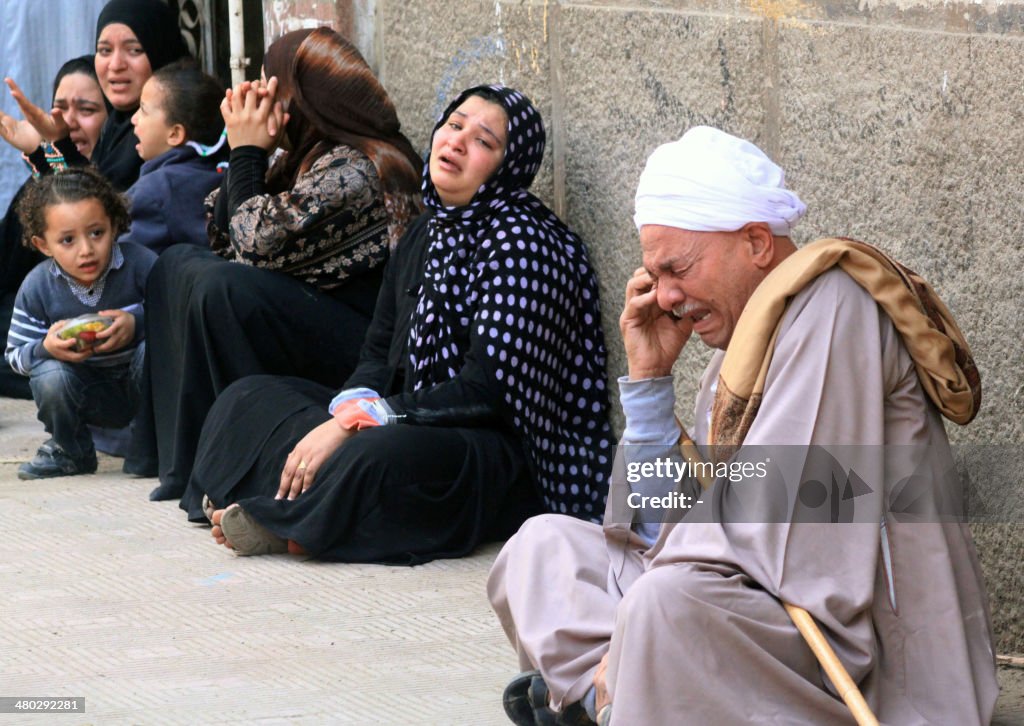 TOPSHOT-EGYPT-POLITICS-UNREST-TRIAL