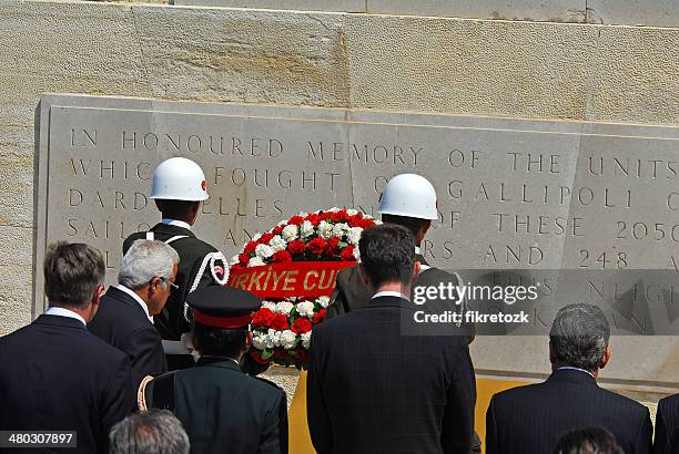 wreath-laying ceremony (helles monument) - martyrs cemetery stock pictures, royalty-free photos & images