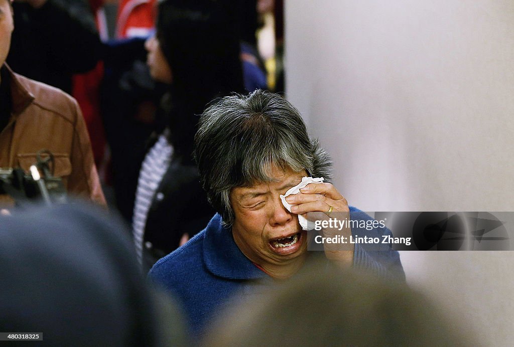 Malaysian Prime Minister Announces Flight MH370 Crashed Into Southern Indian Ocean