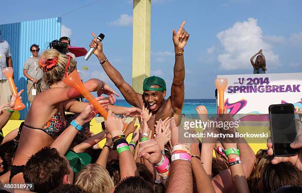 Trey Songz performs at mtvU Spring Break 2014 at the Grand Oasis Hotel on March 21, 2014 in Cancun, Mexico. "mtvU Spring Break" starts airing March...