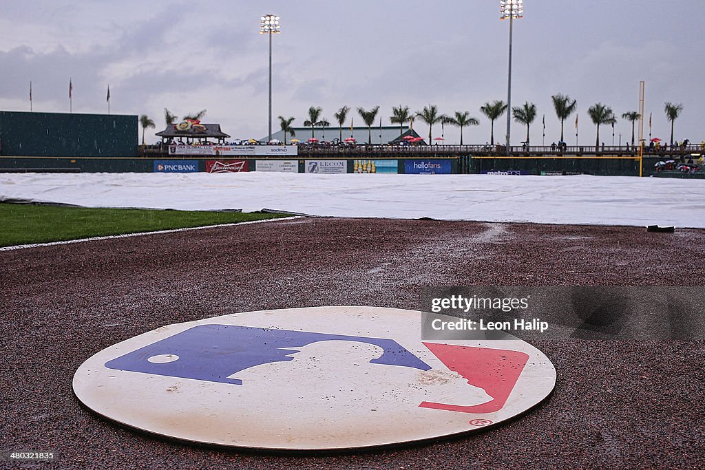 Detroit Tigers v Pittsburgh Pirates