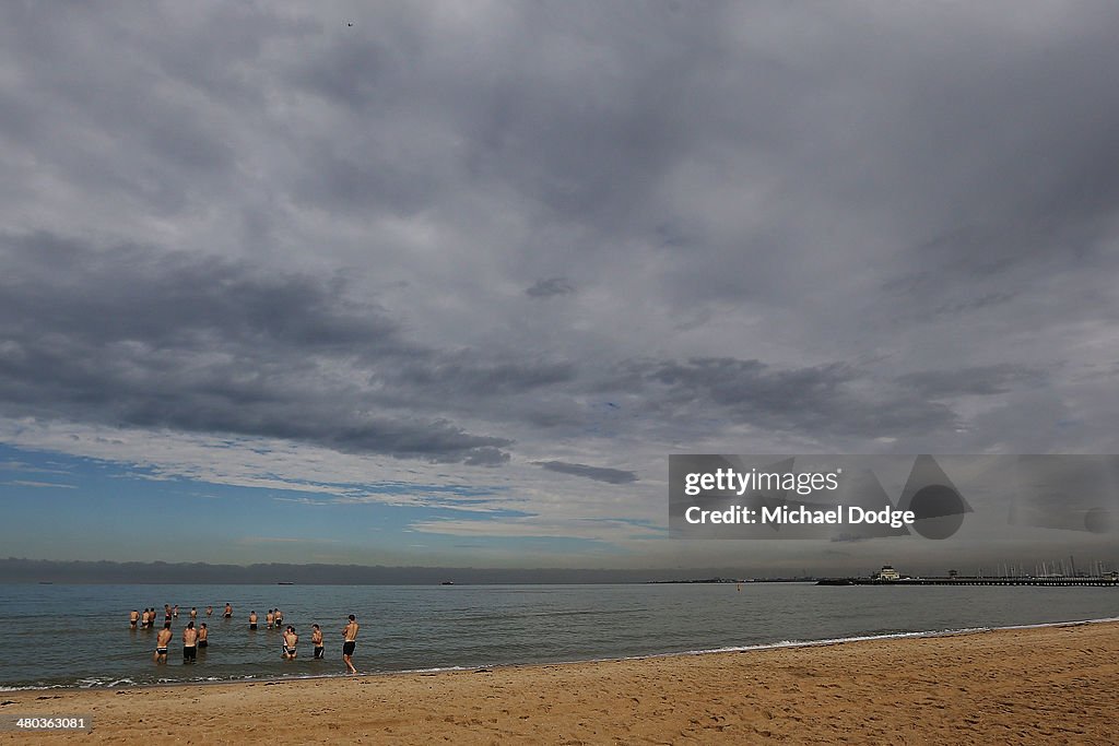 Collingwood Magpies Recovery Session