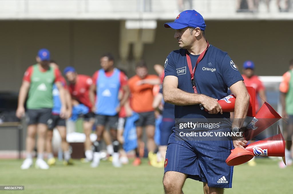 RUGBYU-FRA-WC-2015-TRAINING