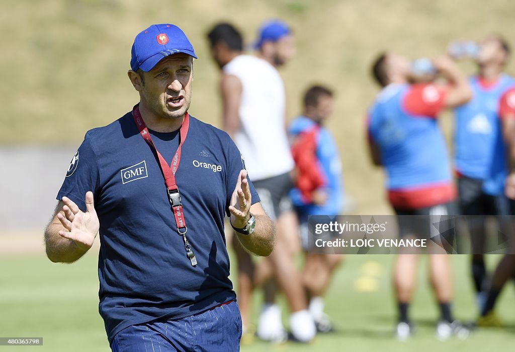 RUGBYU-FRA-WC-2015-TRAINING